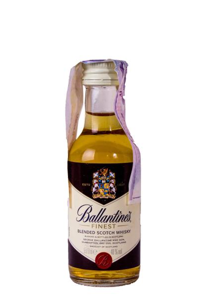 Виски Ballantine's Finest 0.05 л фото виски ballantine's finest 0.05 л