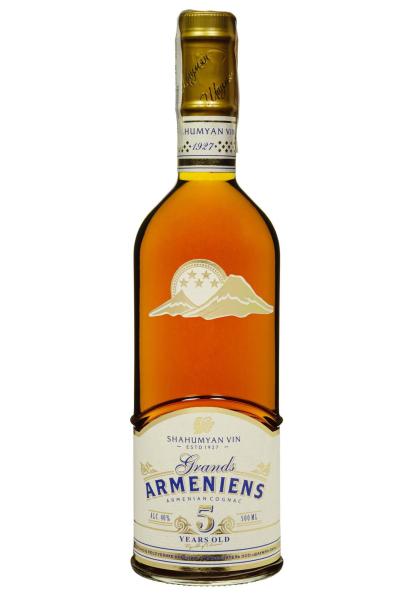 Коньяк Grands Armeniens 5 y.o. 0.5 л фото коньяк grands armeniens 5 y.o. 0.5 л