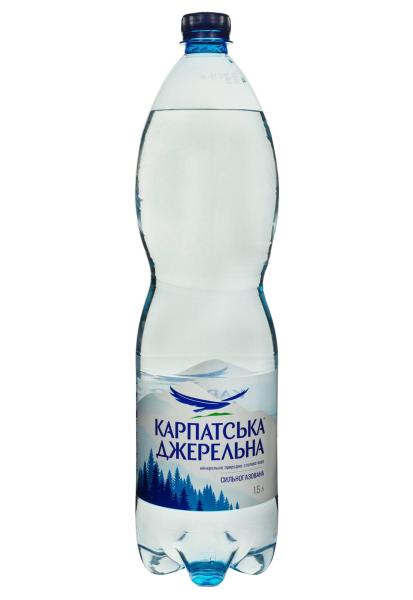 Вода Карпатська Джерельна сильногазированная 1.5 л фото вода карпатська джерельна сильногазированная 1.5 л
