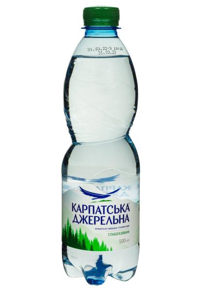 Вода Карпатська Джерельна слабогазированная 0.5 л фото вода карпатська джерельна слабогазированная 0.5 л