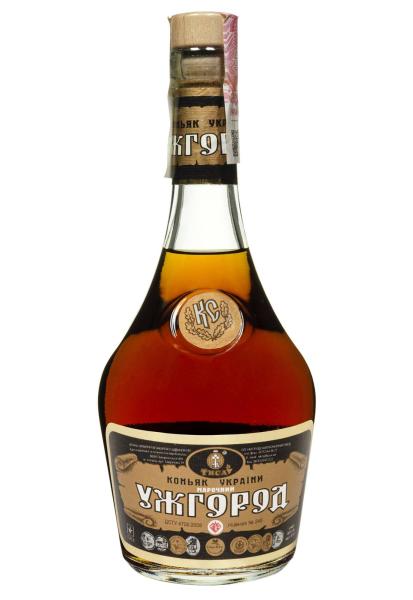Коньяк УЖГОРОД марочный 10 лет 0.5 л фото коньяк ужгород марочный 10 лет 0.5 л