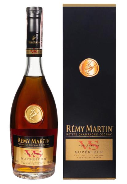 Коньяк Remy Martin VS в коробке 0.5 л фото коньяк remy martin vs в коробке 0.5 л
