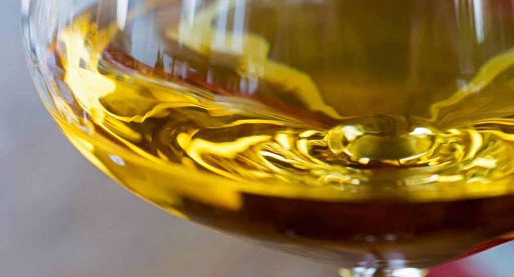 What-is-Moscato-Flavors-Pairings-and-Wine-Styles.jpg