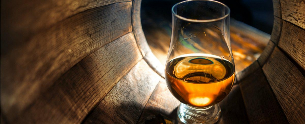 WHISKY.jpg