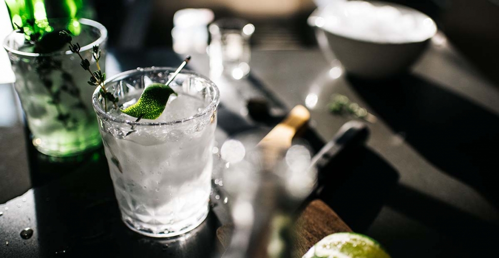 thyme-gin-and-tonics-6w.jpg
