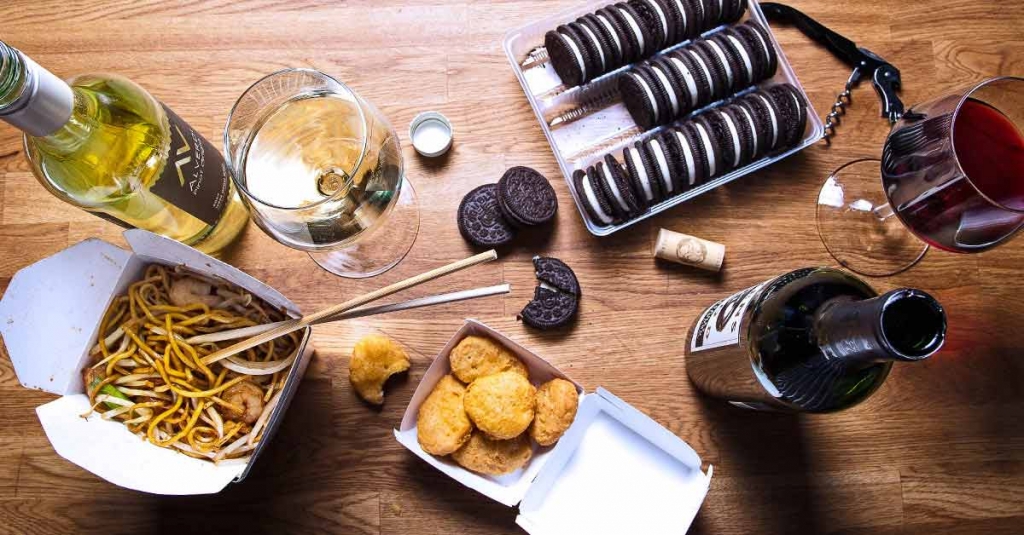 Facebook-Wine-Pairings-Charles-Smith-Cabernet-Oreo-Chinese-Takeout-Netflix-Wine-and-fast-food.jpg