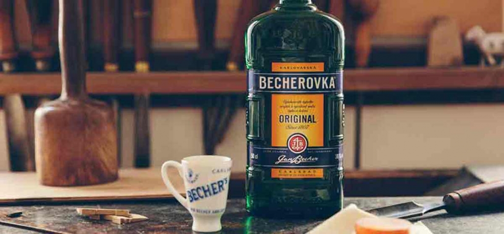 Becherovka-Liqueur.jpg