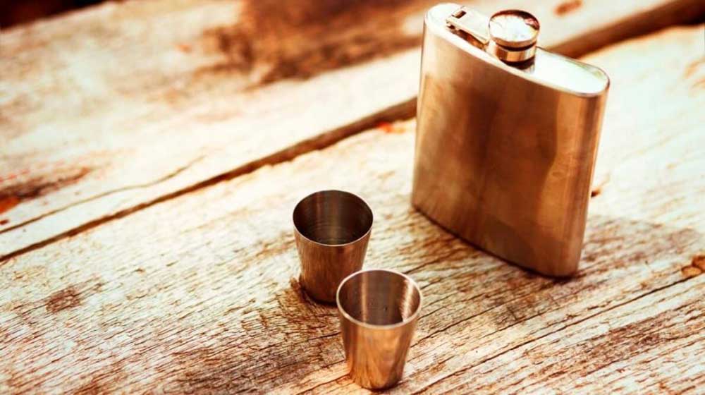 Most-Popular-Scotch-Whiskey-Flasks-1068x598.jpg