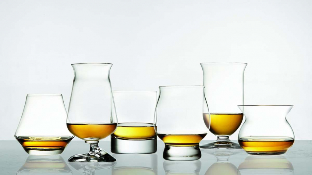 WhiskyGlasses_WA-1240x696.jpg