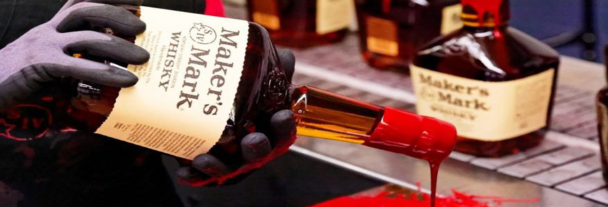 makers-mark-3.jpg.pagespeed.ce.kQGmRnI4OX.jpg