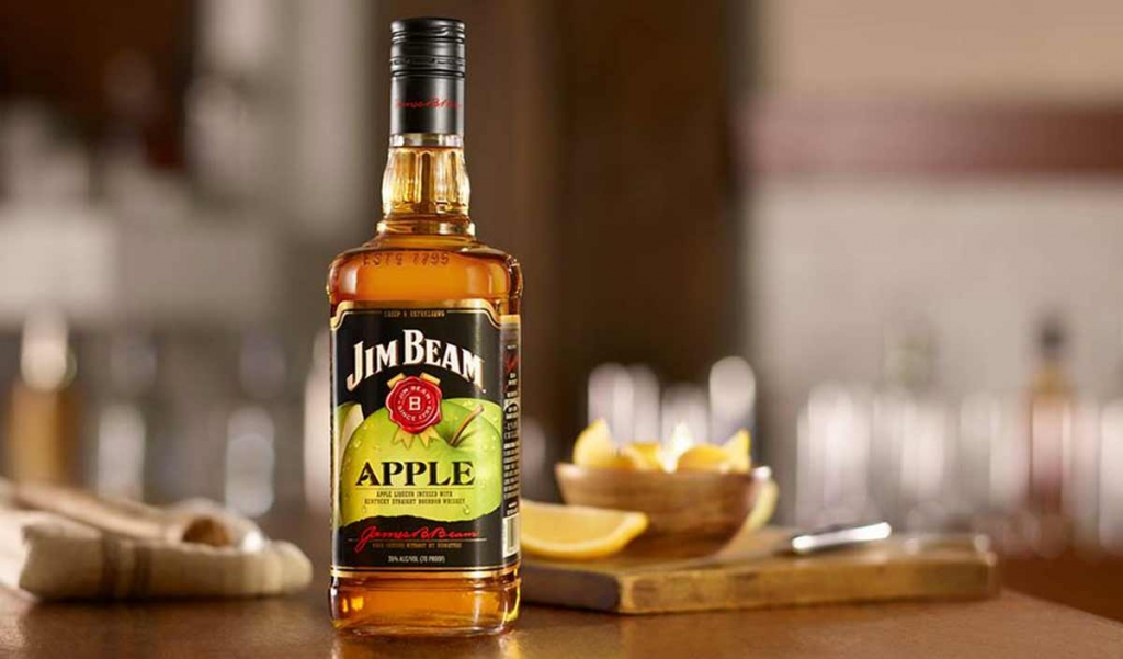 Jim_Beam_Apple.jpg