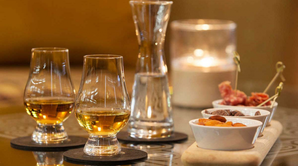 pair-whiskey-with-food.jpg
