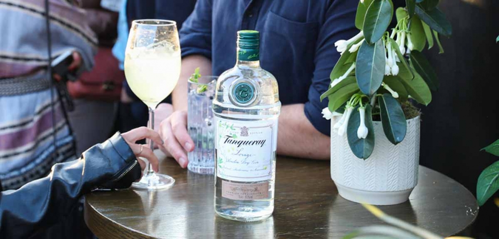 Tanqueray-Lovage.jpg