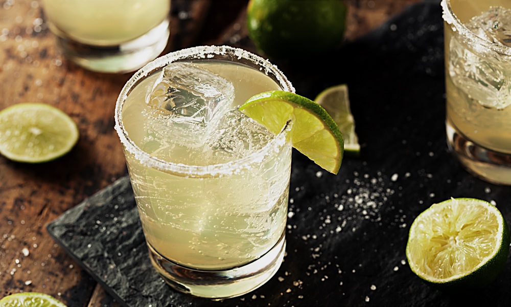 Tequila-Drinks-to-Enjoy-This-Summer-new.jpg