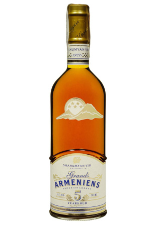Коньяк Grands Armeniens 5 y.o. 0.5 л