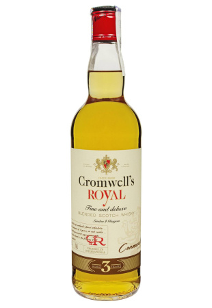 Виски Cromwell's Royal Blended Scotch 0.7 л 