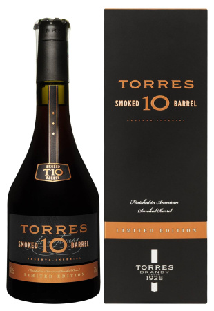 Бренди Torres Smoked Barrel 10 лет в коробке 0.7 л