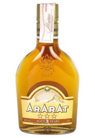 Бренди АрАрАт 3 года 0.2 л