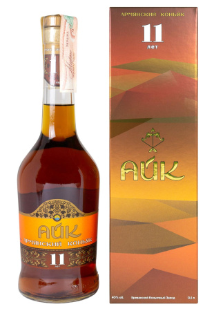 Бренди Айк 11 лет 0.5 л фото Бренди Айк 11 лет 0.5 л