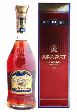 Коньяк АрАрАт Ахтамар 10 лет в коробке 0.5 л