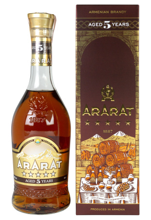 Бренди АрАрАт 5 лет в коробке LE 0.5 л фото Бренди АрАрАт 5 лет в коробке LE 0.5 л