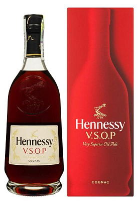 коньяк hennessy vsop в коробке 0.7 л