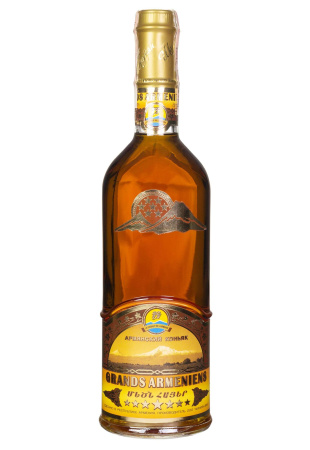 Коньяк Grands Armeniens 7 y.o. 0.5 л