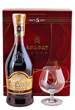 Коньяк АрАрАт 5 лет с бокалом 0.7 л коньяк арарат 5 лет с бокалом 0.7 л