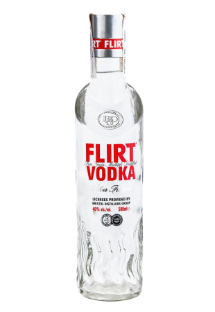 Водка FLIRT 0.5 л фото Водка FLIRT 0.5 л