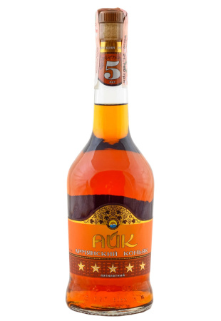 Коньяк Айк 5 лет 0.5 л