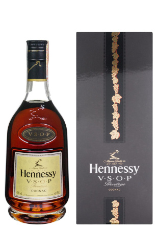 Коньяк Hennessy VSOP в коробке 0.5 л фото Коньяк Hennessy VSOP в коробке 0.5 л