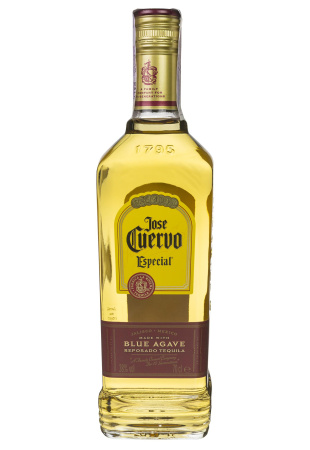 Текила хосе куэрво эспесиаль. Текила Jose Cuervo especial Reposado 0.7 л 38%. Текила Jose Куэрво. Jose Cuervo Репосадо. Текила Хосе Куэрво Золотая Эспесиаль Репосадо.