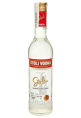 водка stolichnaya 0.5 л