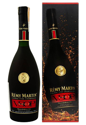 коньяк remy martin vsop в коробке 0.7 л