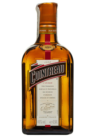Ликер Cointreau 0.5 л фото Ликер Cointreau 0.5 л