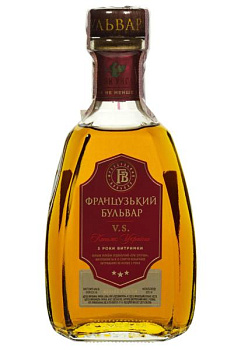 Коньяк Французский бульвар VS 3 года 0.25 л  коньяк французский бульвар vs 3 года 0.25 л
