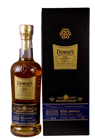Виски Dewar's Signature 25 y.o. в коробке 0.7 л