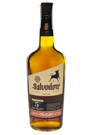 Коньяк Salvodore 5 лет 0.5 л фото Коньяк Salvodore 5 лет 0.5 л