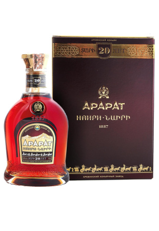 Коньяк АрАрАт Наири 20 лет в коробке 0.5 л