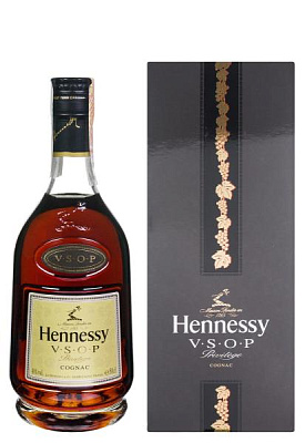 коньяк hennessy vsop в коробке 0.5 л