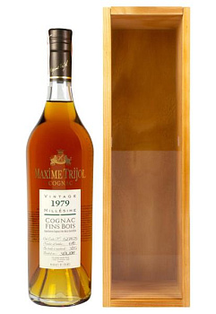 Коньяк MAXIME TRIJOL FINS BOIS 1979 0.7 л коньяк maxime trijol fins bois 1979 0.7 л