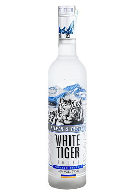 водка люботин white tiger 0.7 л